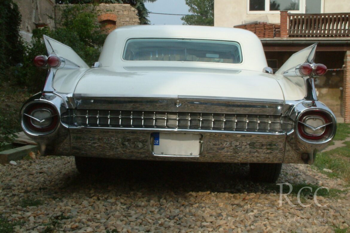 cadillac-fletwood-limo-1959-5-1